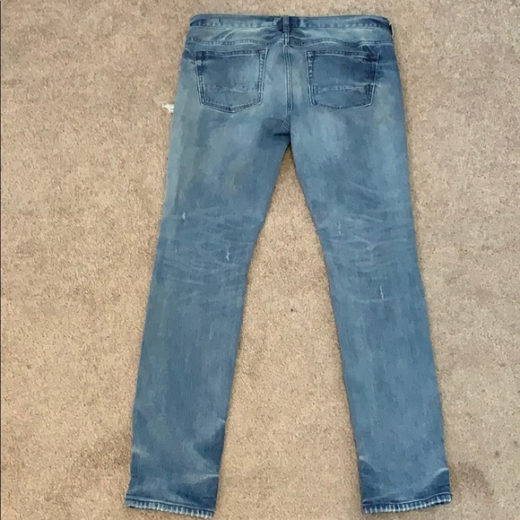PacSun Distressed Jeans - Picture 5 of 8